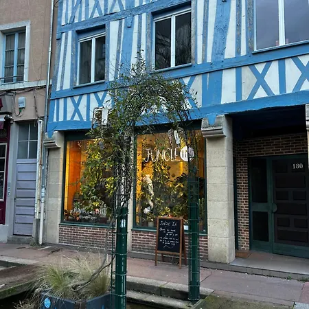 Au Coeur Du Quartier Historique Руан